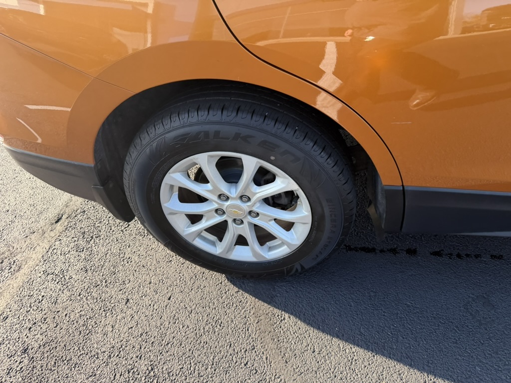 2019 Chevrolet Equinox photo 11 of 36