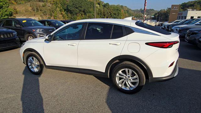 2024 Buick Envista Vehicle Photo in Pleasant Hills, PA 15236