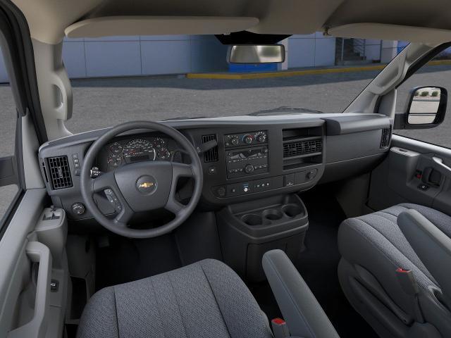 2025 Chevrolet Express Cargo Van Vehicle Photo in KANSAS CITY, MO 64114-4502
