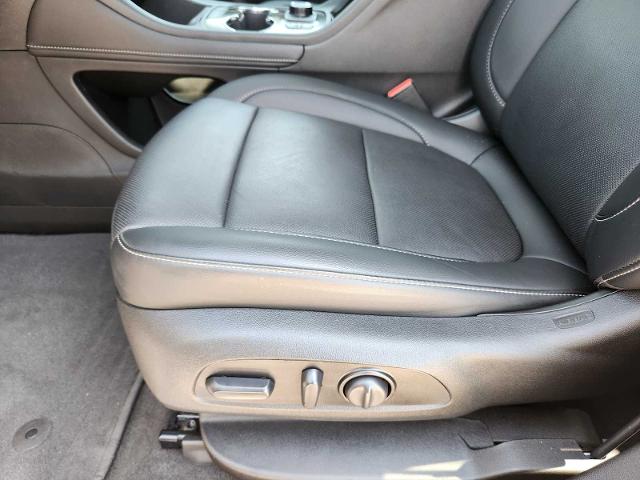 2021 GMC Acadia Vehicle Photo in DENTON, TX 76210-9321