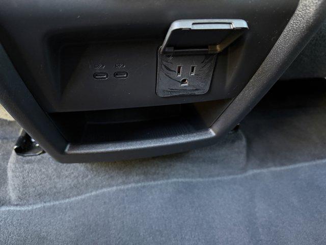 2025 GMC Acadia Vehicle Photo in LEOMINSTER, MA 01453-2952