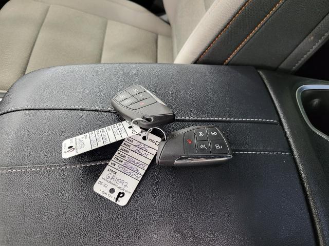 2025 Chevrolet Traverse Vehicle Photo in MANITOWOC, WI 54220-5838