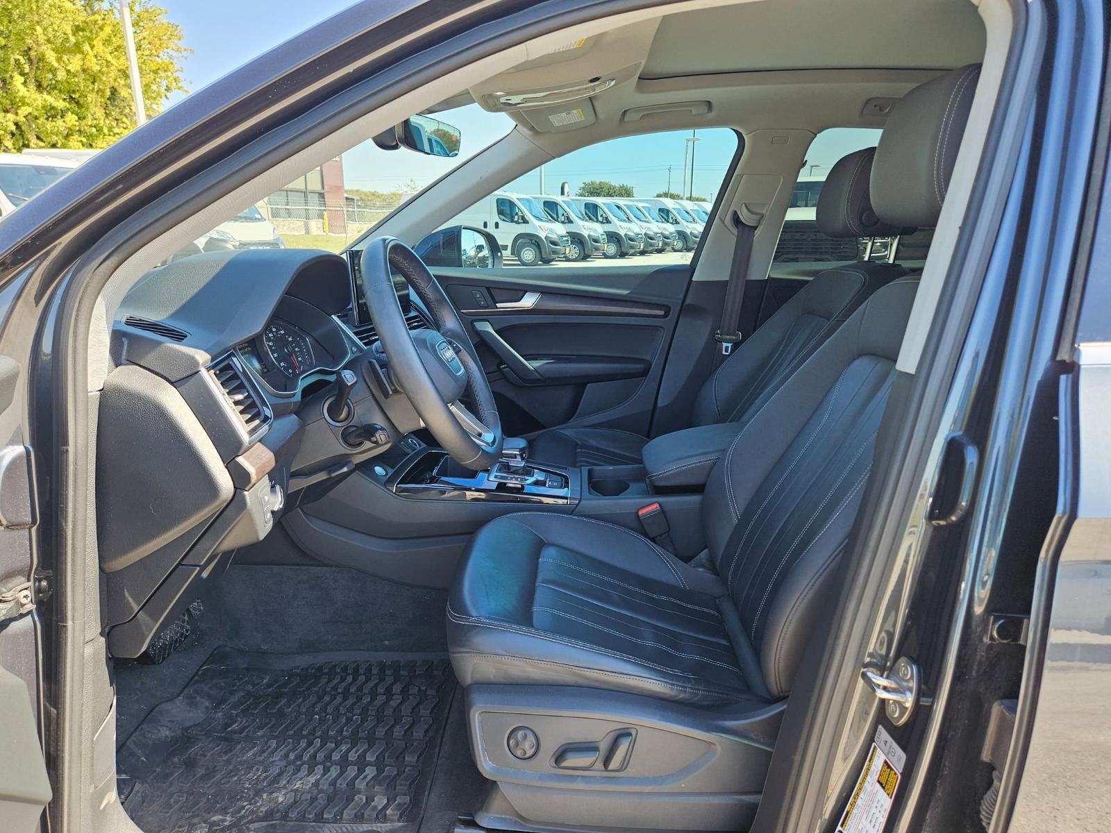 2023 Audi Q5 Vehicle Photo in Seguin, TX 78155