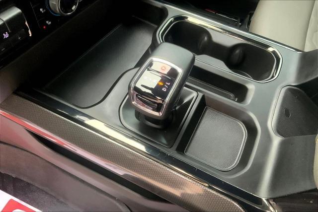 2024 Chevrolet Silverado 1500 Vehicle Photo in KANSAS CITY, MO 64114-4545