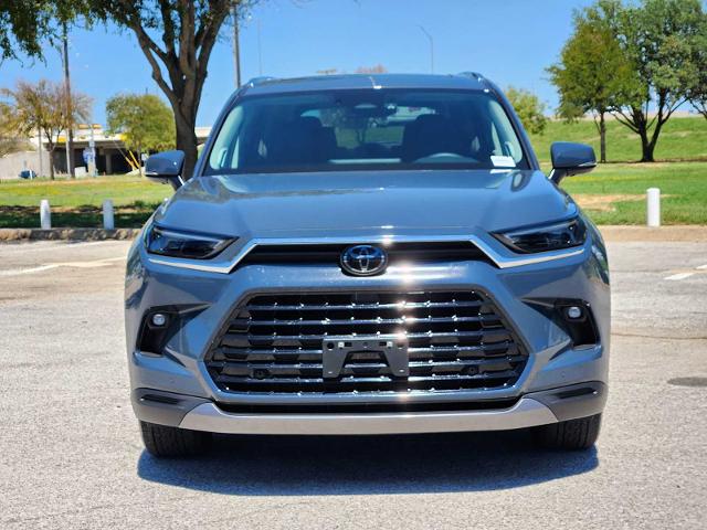 2024 Toyota Grand Highlander Vehicle Photo in DENTON, TX 76210-9321