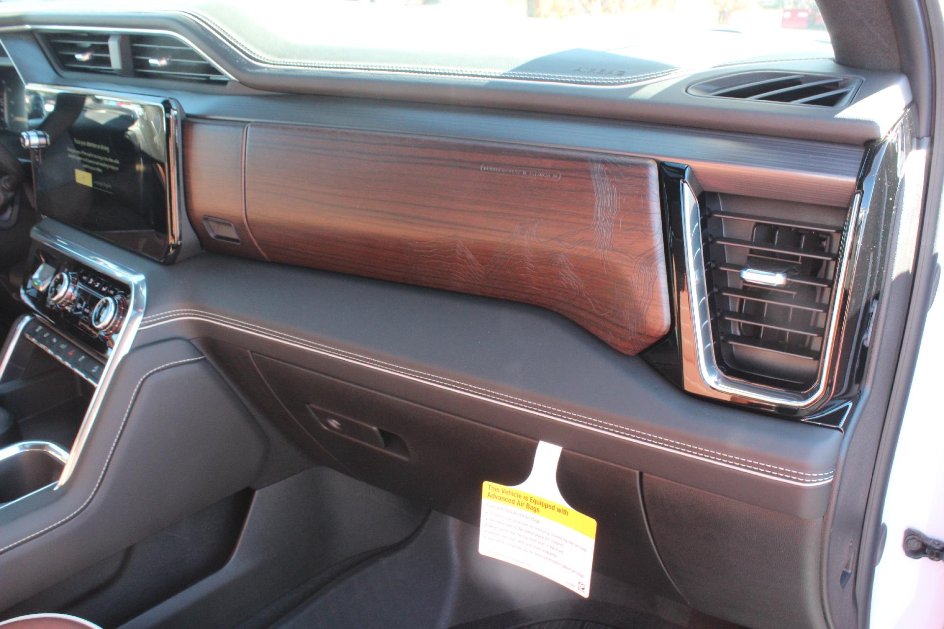 2026 GMC Sierra 2500 HD Vehicle Photo in AURORA, CO 80012-4011