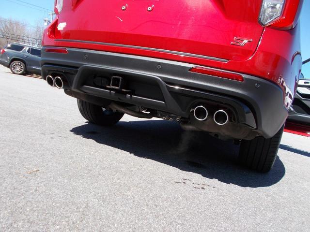 2023 Ford Explorer Vehicle Photo in LOWELL, MA 01852-4336