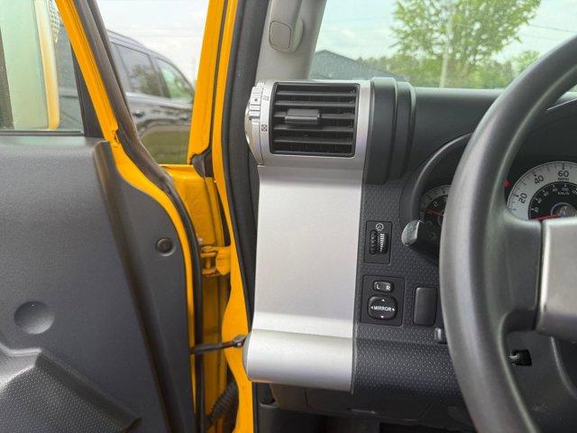 2007 Toyota FJ Cruiser Vehicle Photo in BRIDGMAN, MI 49106-9548