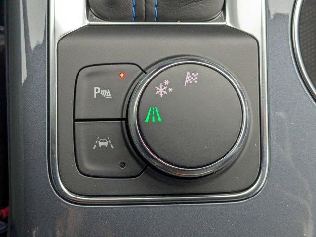 2025 Chevrolet Blazer Vehicle Photo in BRUNSWICK, GA 31525-1881