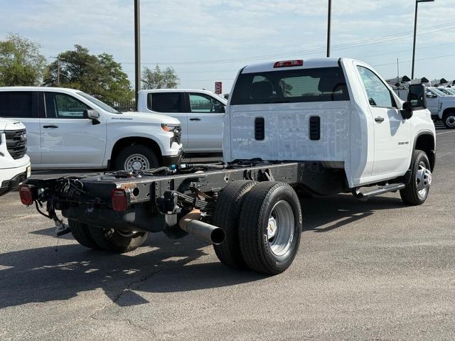 2024 Chevrolet Silverado 3500 HD CC Vehicle Photo in COLUMBIA, MO 65203-3903