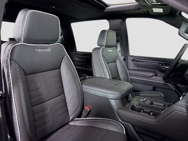 2026 GMC Sierra 2500 HD Vehicle Photo in PUYALLUP, WA 98371-4149