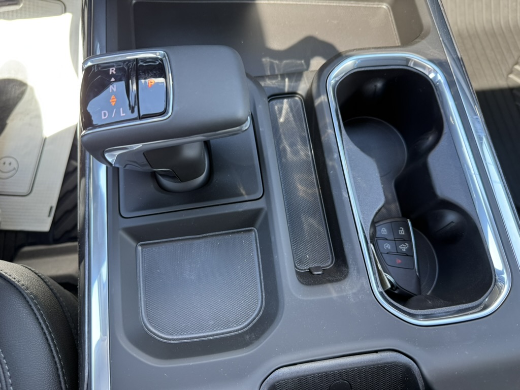 2026 Chevrolet Silverado 1500 photo 17 of 22