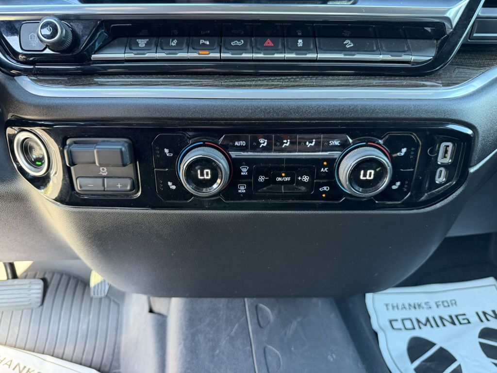2024 Chevrolet Silverado 2500 HD photo 24 of 34