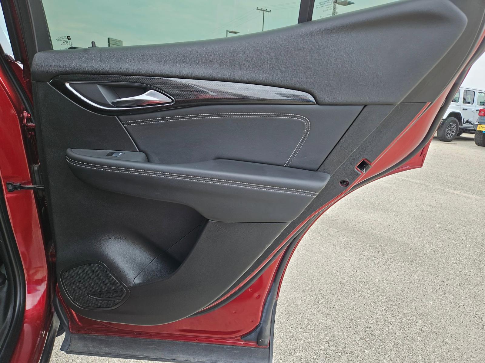 2022 Buick Envision Vehicle Photo in Seguin, TX 78155