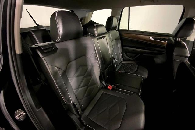 2024 Volkswagen Atlas Vehicle Photo in INDEPENDENCE, MO 64055-1314