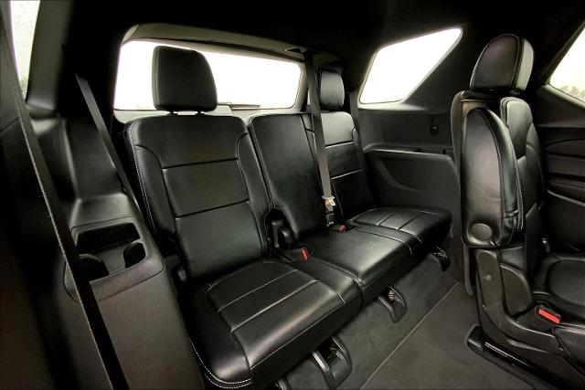 2023 Chevrolet Traverse Vehicle Photo in TOPEKA, KS 66609-0000