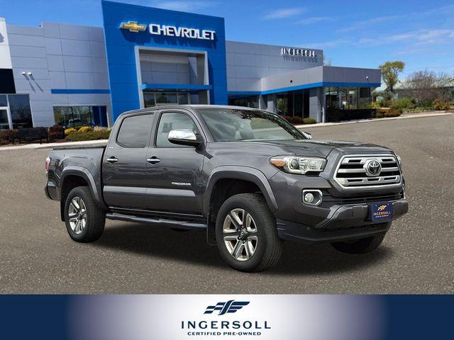 2018 Toyota Tacoma Vehicle Photo in DANBURY, CT 06810-5034