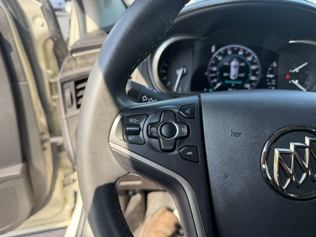 2016 Buick LaCrosse photo 22 of 34