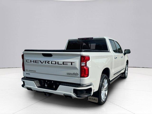 2022 Chevrolet Silverado 1500 Vehicle Photo in LEOMINSTER, MA 01453-2952