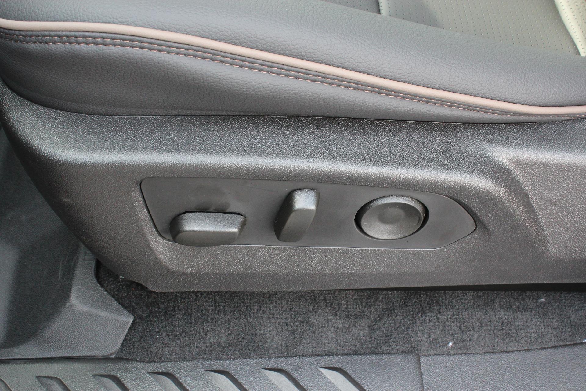 2026 GMC Canyon Vehicle Photo in AURORA, CO 80012-4011