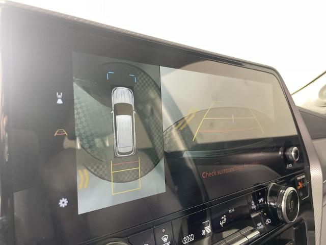 2024 Toyota Highlander Vehicle Photo in GILBERT, AZ 85297-0402