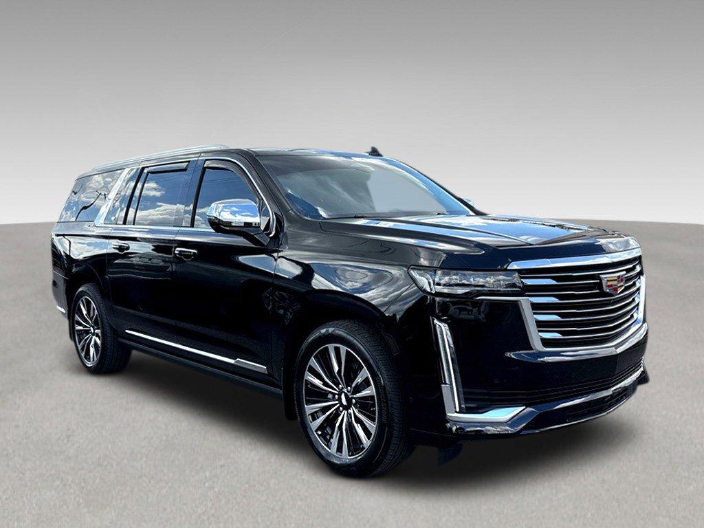 2024 Cadillac Escalade ESV Vehicle Photo in SAVANNAH, GA 31406-4513