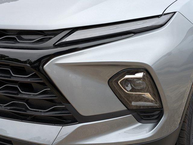 2025 Chevrolet Blazer Vehicle Photo in BRUNSWICK, GA 31525-1881