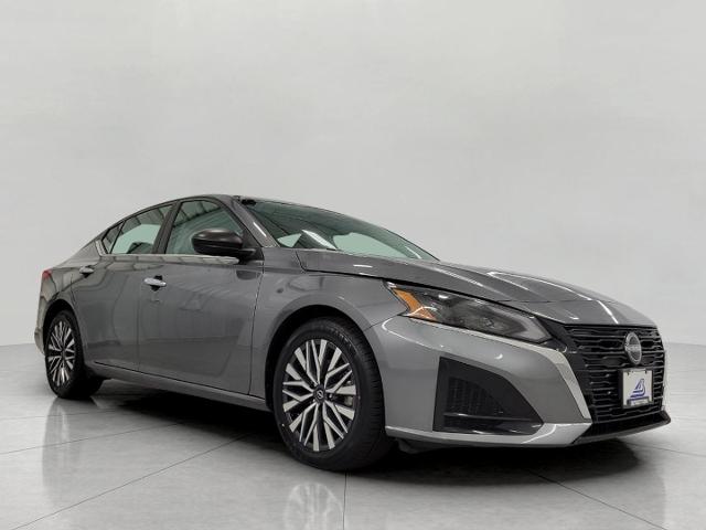 2025 Nissan Altima Vehicle Photo in MANITOWOC, WI 54220-5838