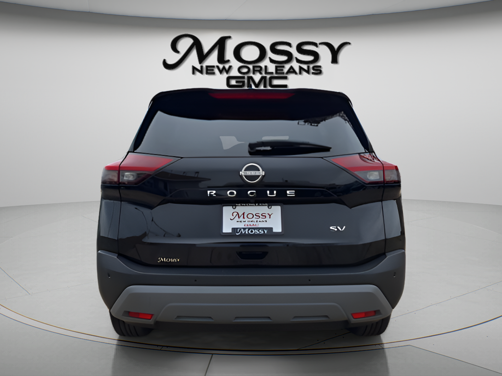 2023 Nissan Rogue SV - 5