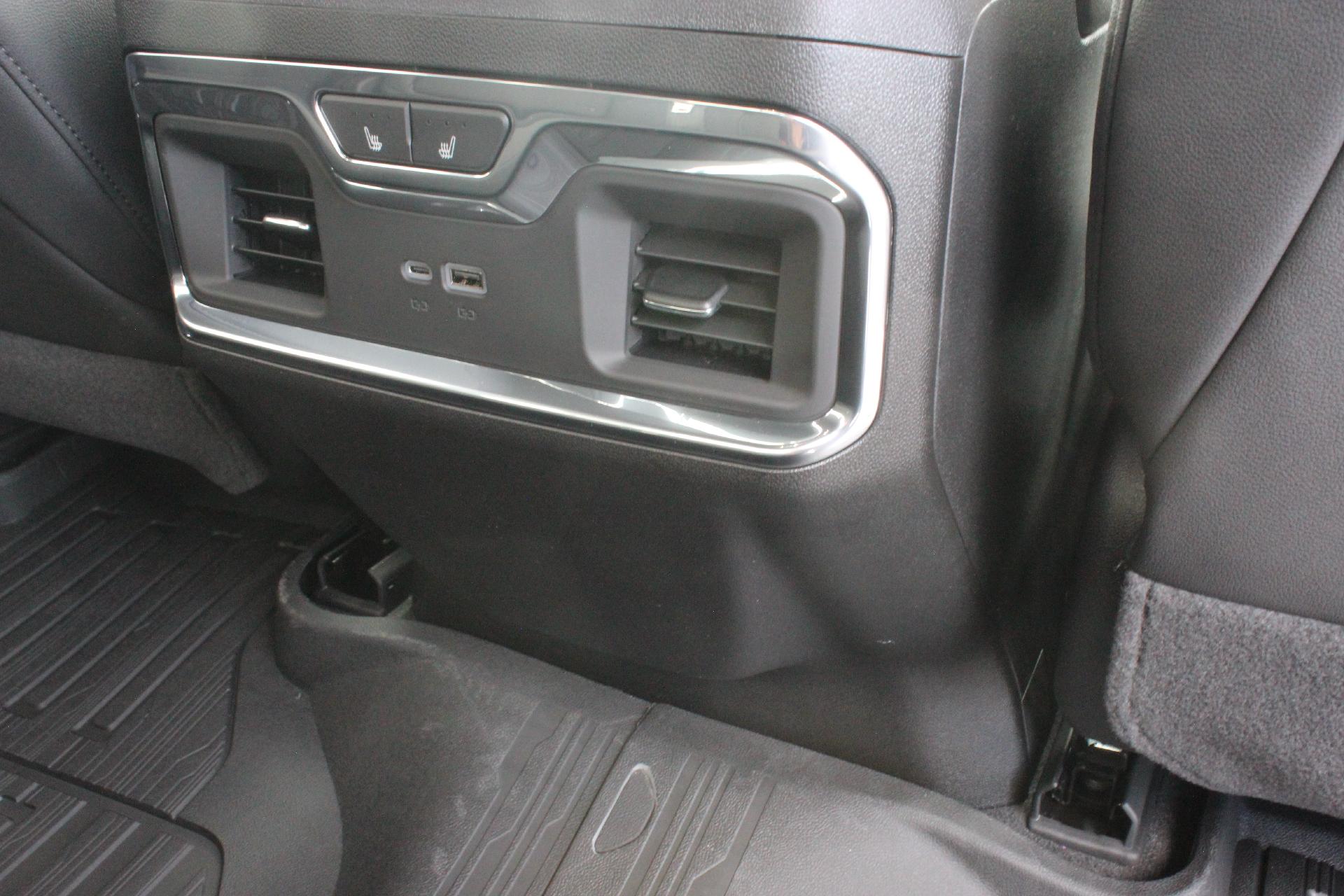 2026 GMC Sierra 1500 Vehicle Photo in AURORA, CO 80012-4011