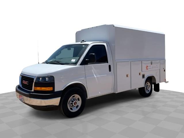 2025 GMC Savana Cutaway 3500 Vehicle Photo in GILBERT, AZ 85297-0402