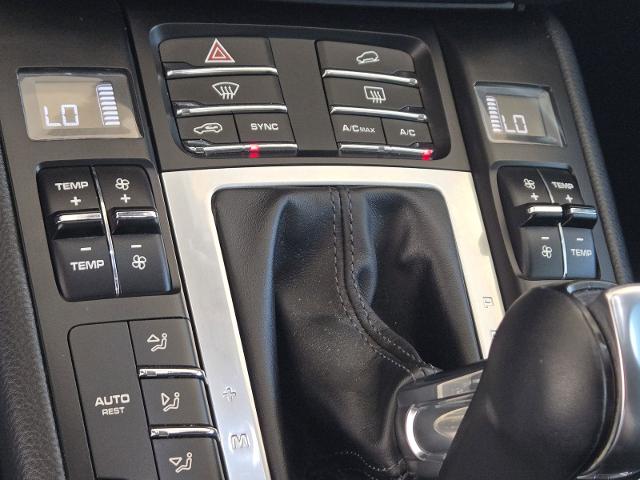 2020 Porsche Macan Vehicle Photo in Weatherford, TX 76087