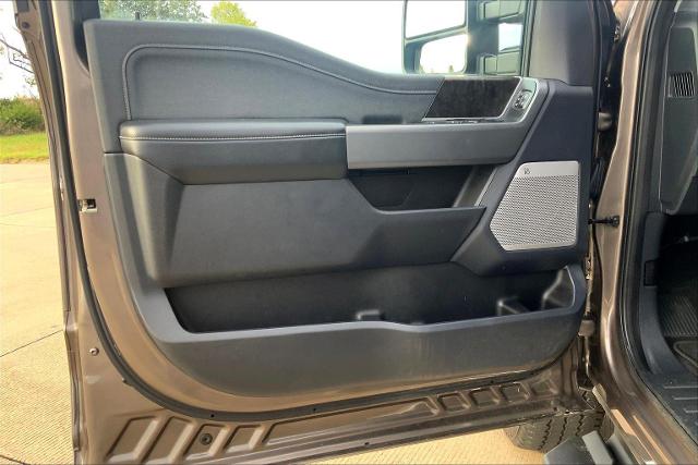 2023 Ford Super Duty F-250 SRW Vehicle Photo in TOPEKA, KS 66609-0000