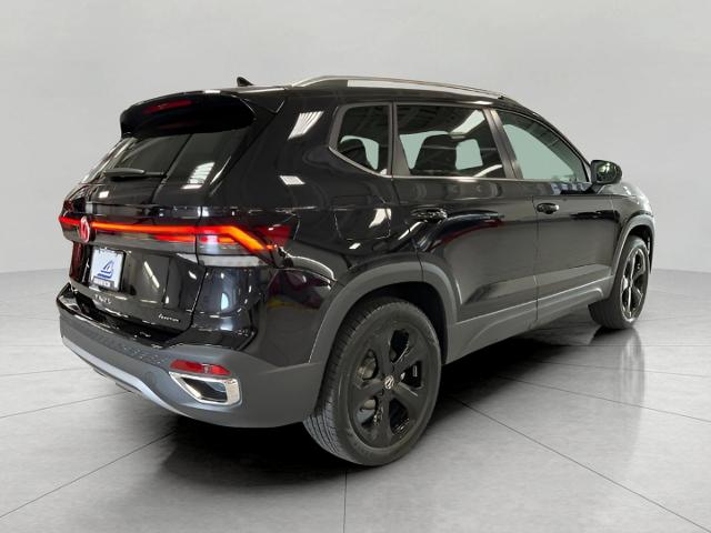 2025 Volkswagen Taos Vehicle Photo in Oshkosh, WI 54904