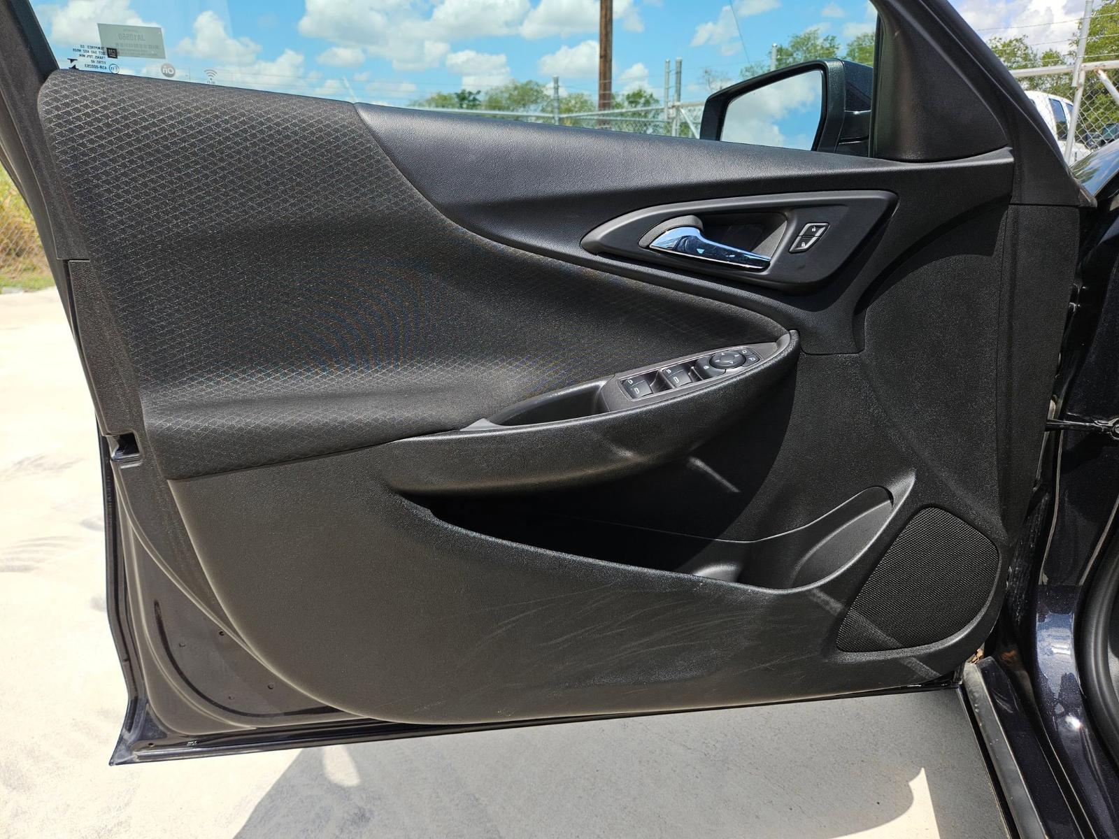 2023 Chevrolet Malibu Vehicle Photo in Seguin, TX 78155