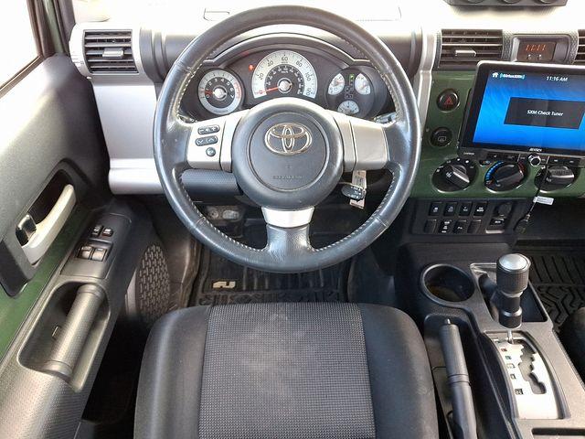 2010 Toyota FJ Cruiser Vehicle Photo in DANBURY, CT 06810-5034