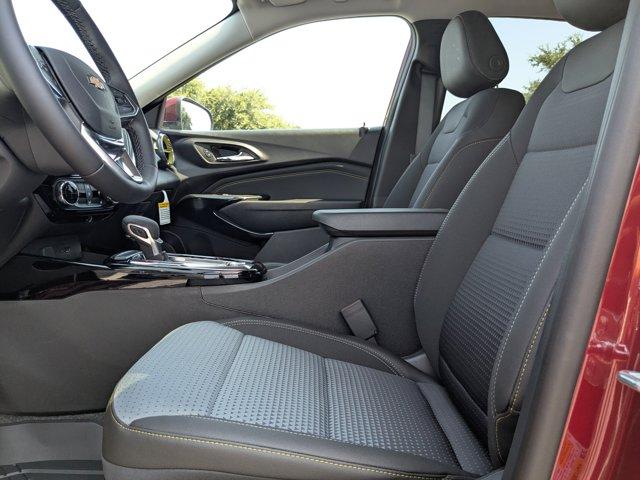 2025 Chevrolet Trax Vehicle Photo in BRUNSWICK, GA 31525-1881