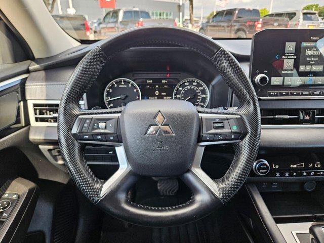 2023 Mitsubishi Outlander Vehicle Photo in San Antonio, TX 78209