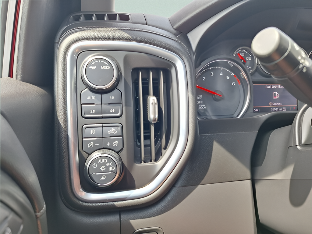 2020 Chevrolet Silverado 1500 photo 17 of 31