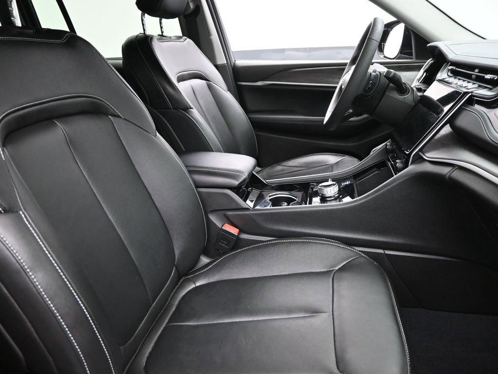 2022 Jeep Grand Cherokee 4xe Vehicle Photo in Cedar Rapids, IA 52402