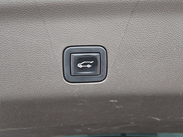 2022 GMC Yukon XL Vehicle Photo in HARRISBURG, PA 17111-1033