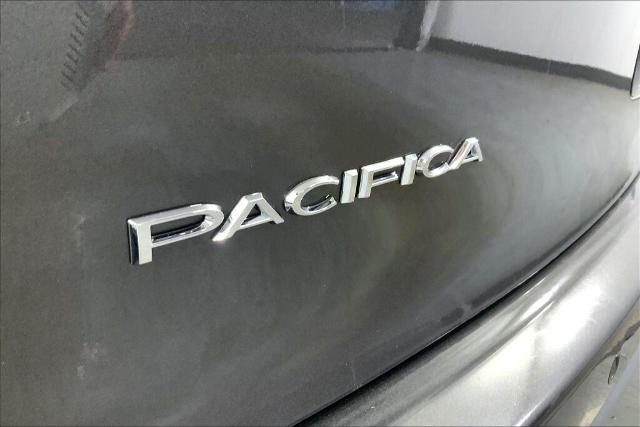 2022 Chrysler Pacifica Vehicle Photo in Kansas City, MO 64114