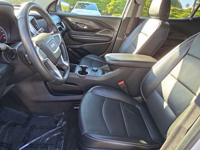 2024 GMC Terrain Vehicle Photo in Pleasant Hills, PA 15236