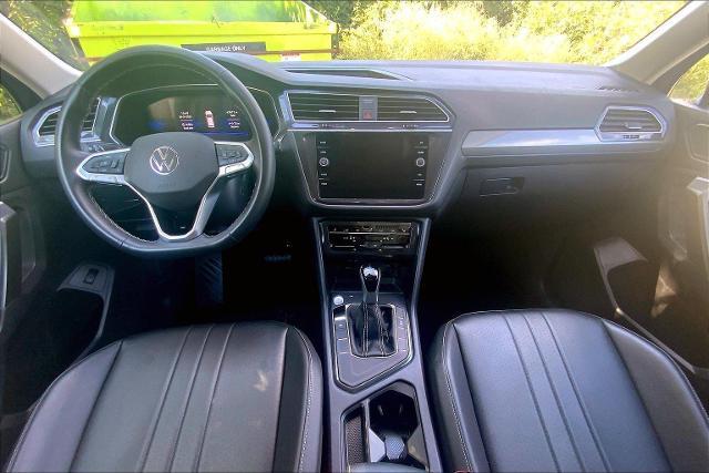 2024 Volkswagen Tiguan Vehicle Photo in KANSAS CITY, MO 64114-4545