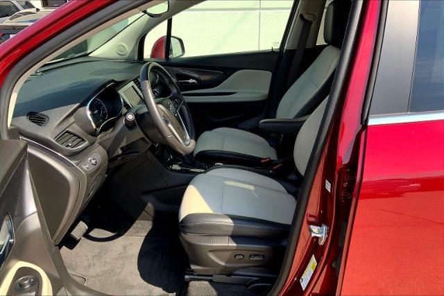 2022 Buick Encore Vehicle Photo in TOPEKA, KS 66609-0000