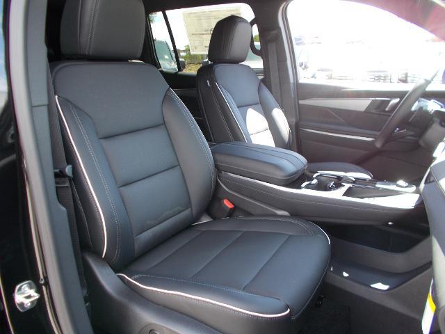 2026 Buick Enclave Vehicle Photo in LOWELL, MA 01852-4336