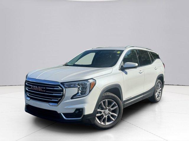 2024 GMC Terrain Vehicle Photo in LEOMINSTER, MA 01453-2952