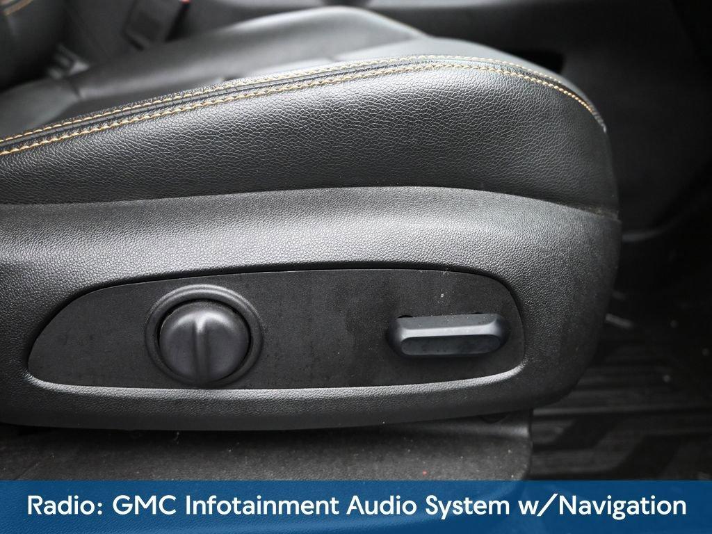 2020 GMC Terrain Vehicle Photo in Cedar Rapids, IA 52402