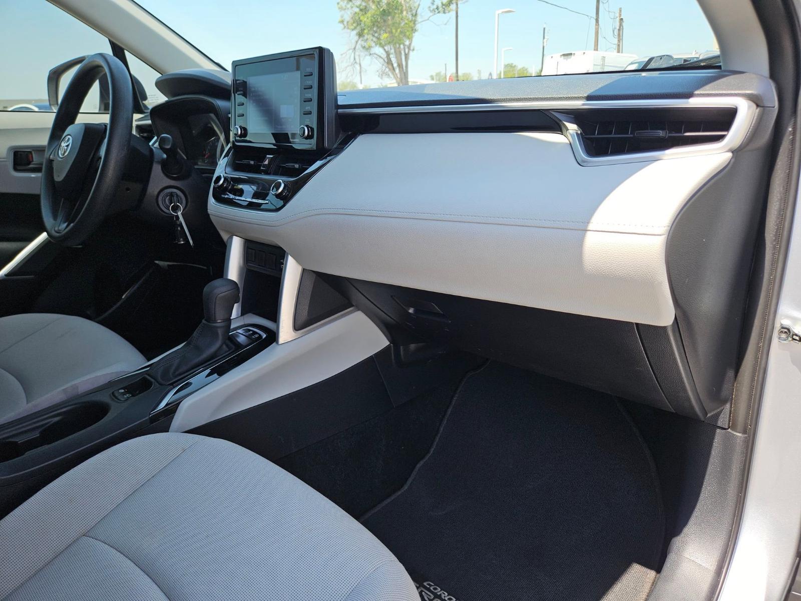 2022 Toyota Corolla Cross Vehicle Photo in Seguin, TX 78155