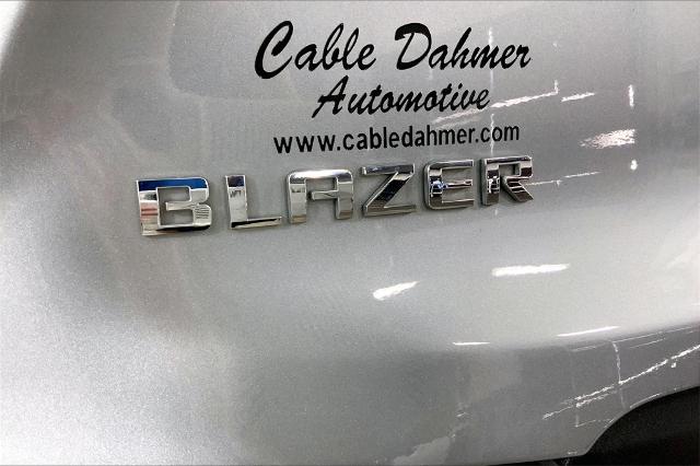 2024 Chevrolet Blazer Vehicle Photo in Lees Summit, MO 64086